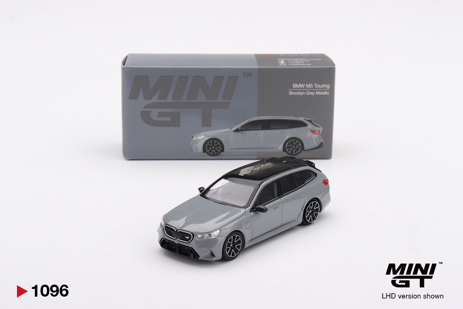 BMW M5 Touring Brooklyn Grey Metallic